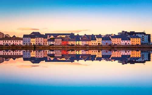 Tour en autobús turístico por Galway Autobús descapotable costero en Galway